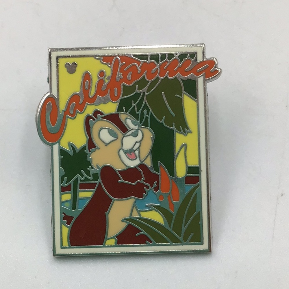 2008 Disney Trading Pin California Chip of Chip n Dale Hidden Mickey